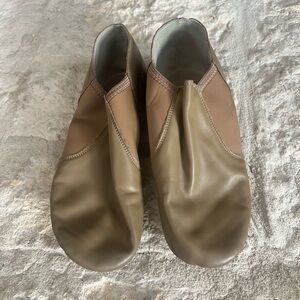 Girls Tan Jazz shoes